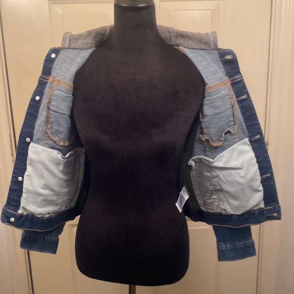 Kids Old Navy Jean Hoodie Jacket - Picture 4 of 6